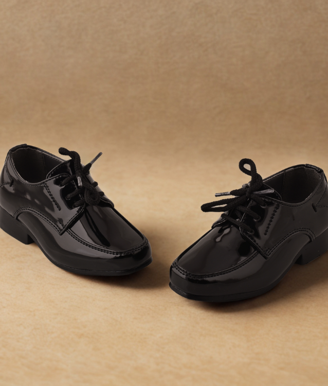 William Black Shoes For Kids Shining Black - Harpers